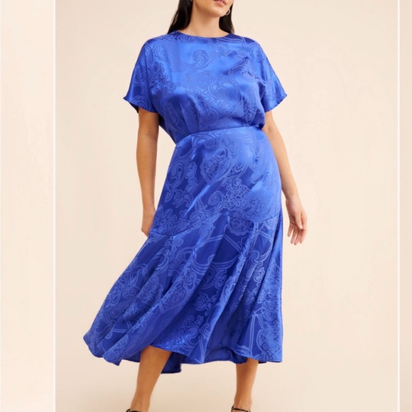 Never Fully Dressed Dresses & Skirts - Never Fully Dressed Erin Midi Dress